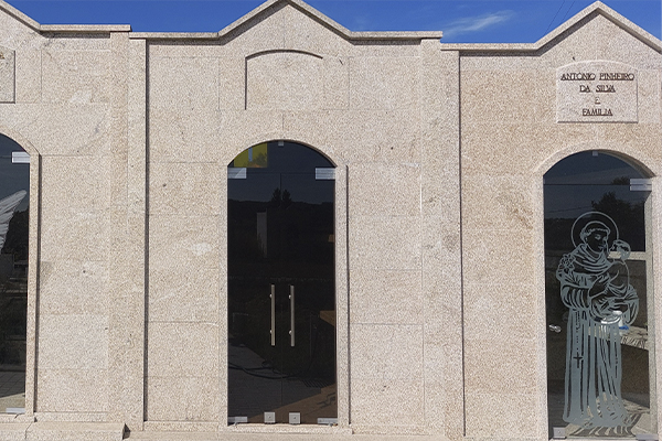 Capela Modelo Louro 2