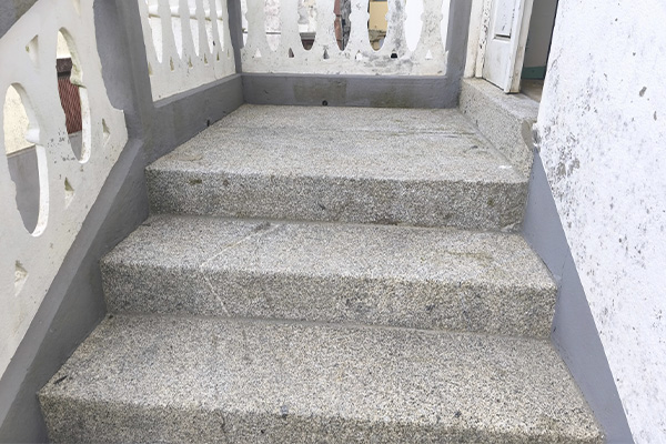 Escadas Amarelo Real 2